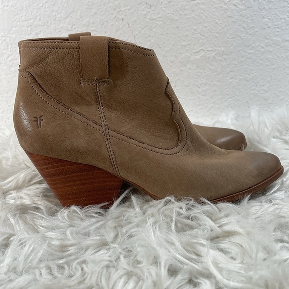 FRYE Reina Bootie 79258 Leather Brown Nubuck Slip On Ankle Booties Boots Sz 8.5 - Picture 6 of 16